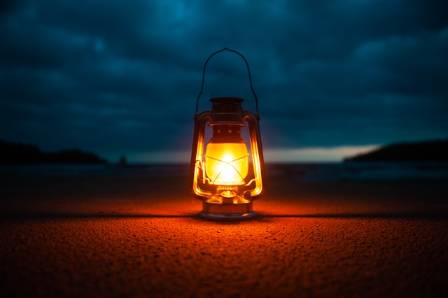 The Quiet Power of Light: Expert Advice on Choosing the Perfect Table Lamp