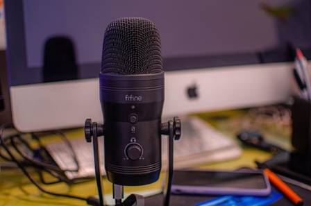 The 8 Best Microphones for Live Vocals: Your Go-To Guide