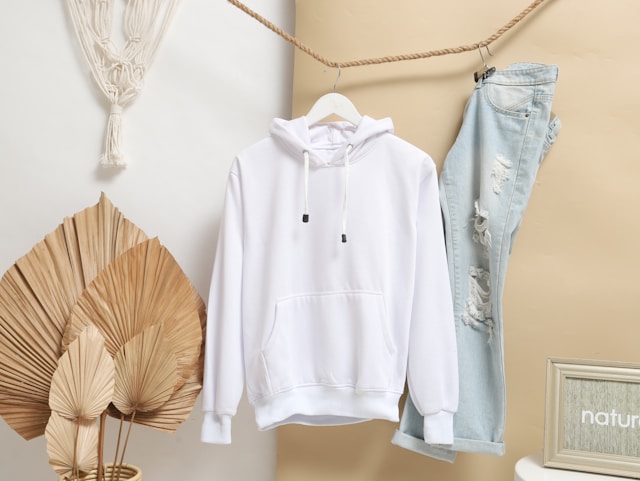 Key Attributes of the Ideal Winter Hoodie